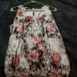 Floral sleeveless blouse